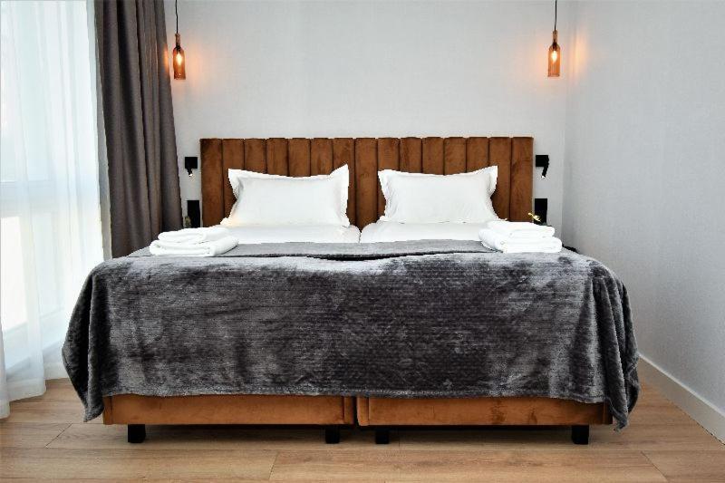 Patio Riverfront Hotel apartamentowy